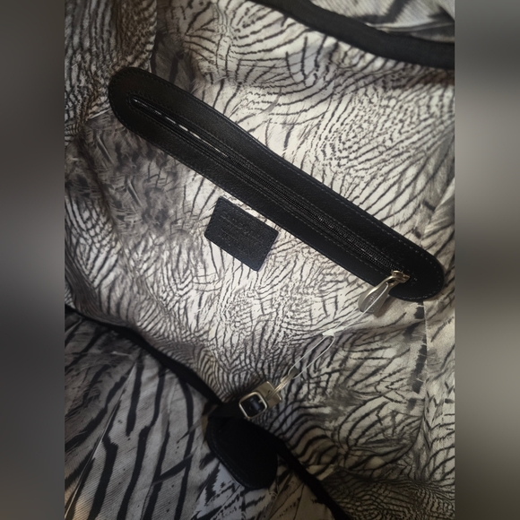 Samsonite Label Alexander McQueen Luggage. - Picture 11 of 17